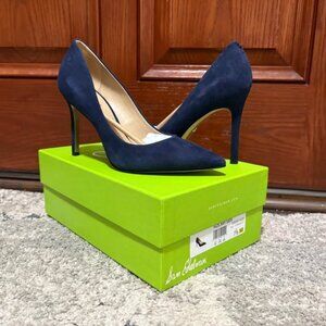 Brand new Sam Edelman Hazel Navy Suede Pumps Dress Shoes women’s size 7 1/2